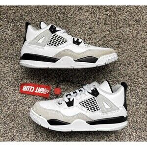 Nike Air Jordan 4 Retro Military Black Pre School Size 13.5 Youth